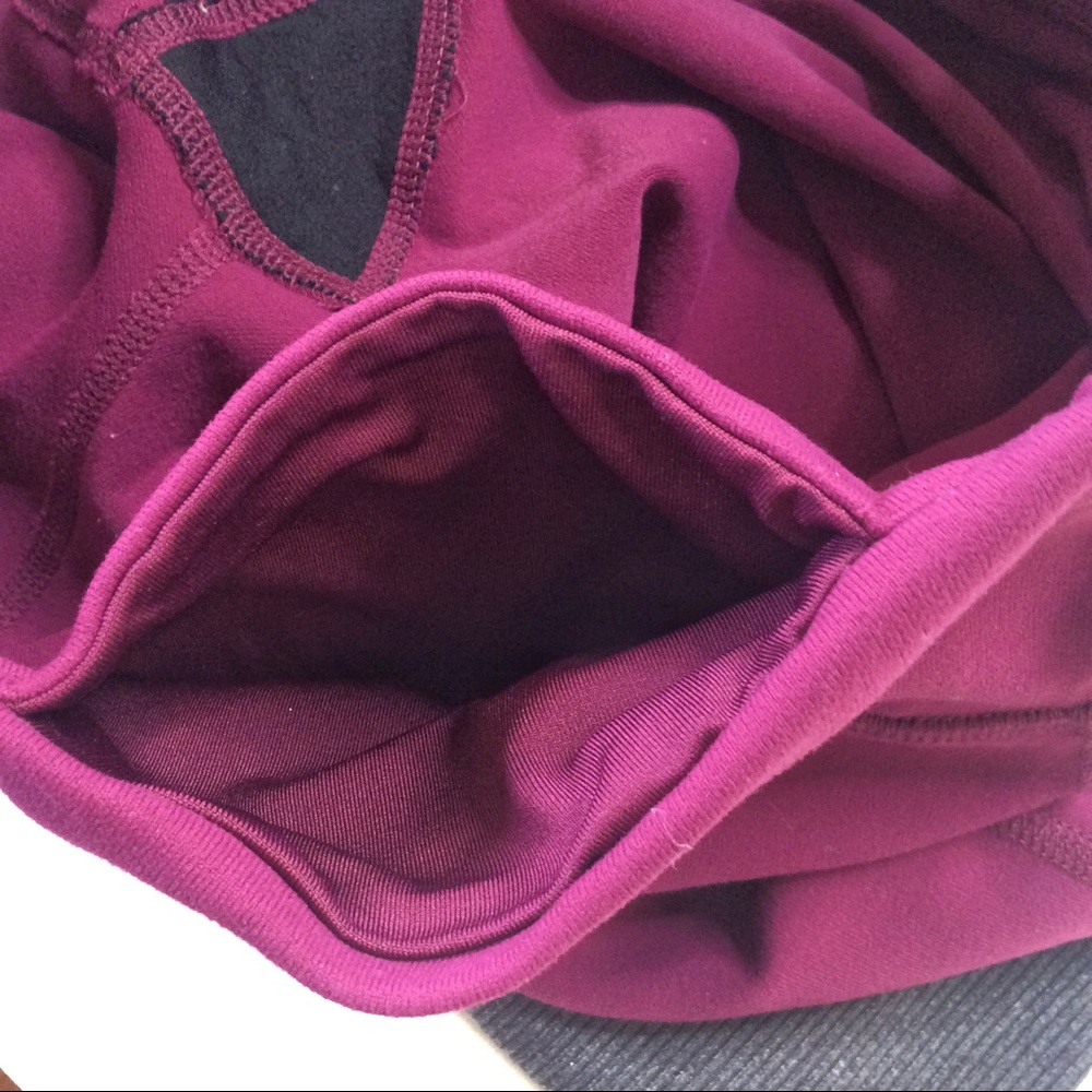 ALO Yoga WHITE and Gray Colorblock Leggings - Picture 11 of 16